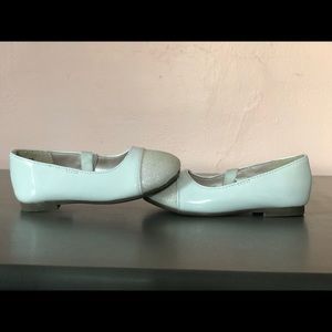 Children’s Place White Flats